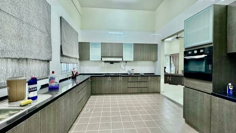 Rumah Banglo untuk Dijual di Taman Melati (Jenjarom) - ZULL ARIFFIN - Kitchen - PropertyGuru.com.my