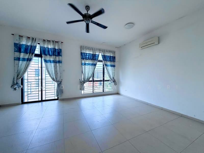 Semi-Detached House for Sale in Bemban (Melaka) - Ahmad Faizal Basri - Living Room - PropertyGuru.com.my