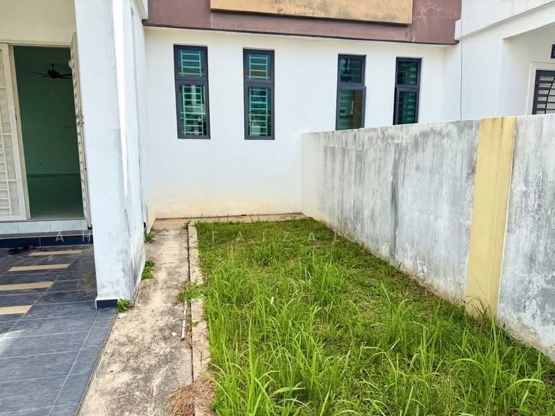 Semi-Detached House for Sale in Bemban (Melaka) - Ahmad Faizal Basri - Exterior - PropertyGuru.com.my