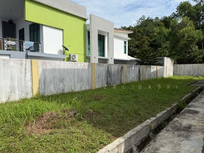 Semi-Detached House for Sale in Bemban (Melaka) - Ahmad Faizal Basri - Exterior - PropertyGuru.com.my