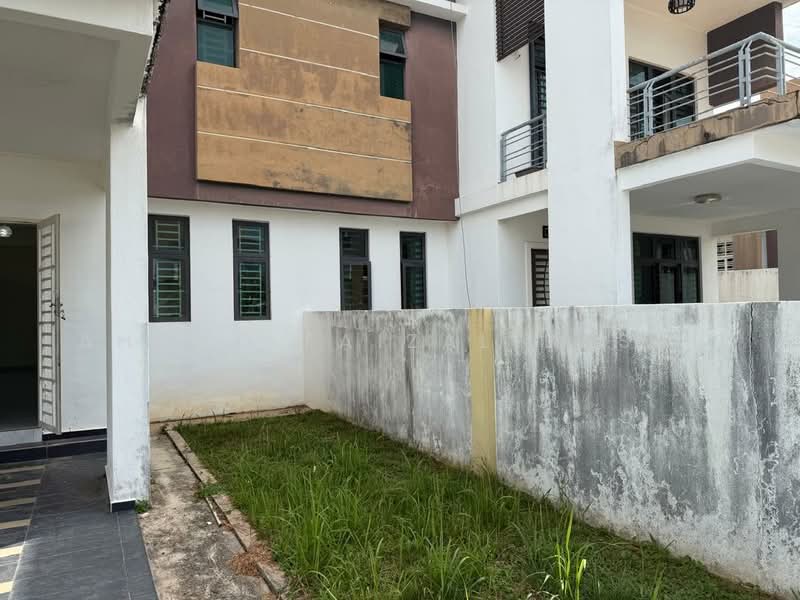 Semi-Detached House for Sale in Bemban (Melaka) - Ahmad Faizal Basri - Exterior - PropertyGuru.com.my