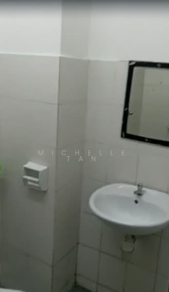 Apartment for Sale at Sri Ehsan - Michelle Tan - Bathroom - PropertyGuru.com.my