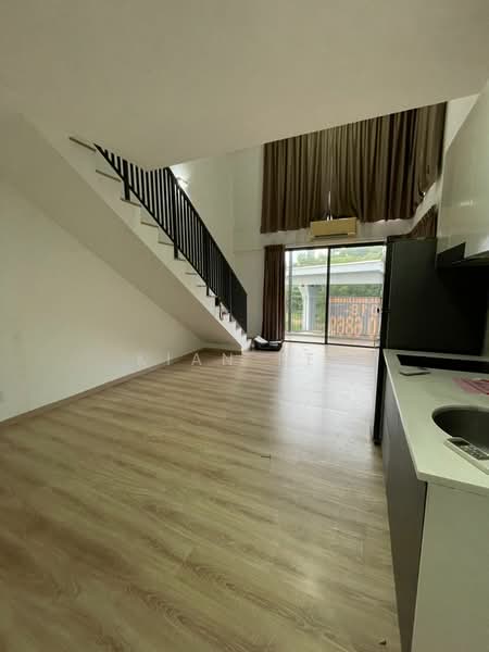 Servis Apartment untuk Disewa di Emporis - Kian Fei - Living Room - PropertyGuru.com.my