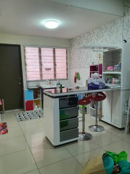 3-storey Terraced House for Sale in Rawang (Selangor) - Tris Jong - Kitchen - PropertyGuru.com.my