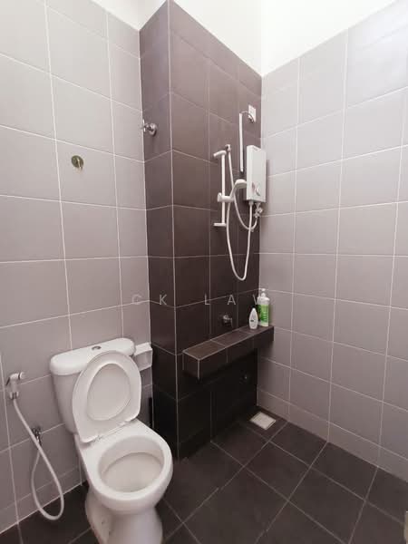 2-storey Terraced House for Sale in Setia Ecohill (Semenyih) - CK Law - Bathroom - PropertyGuru.com.my