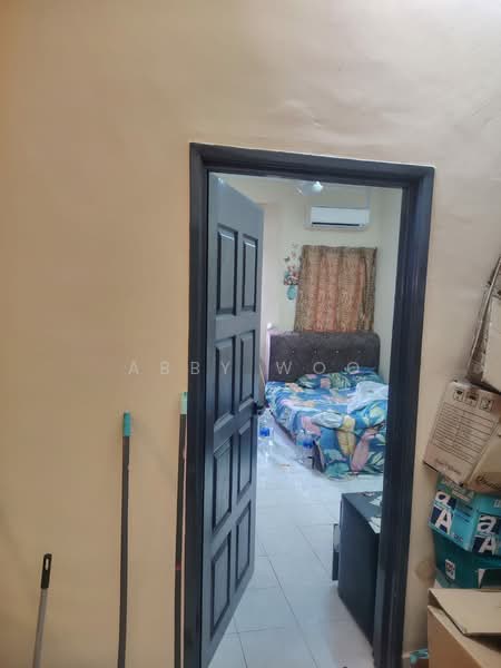 Rumah Teres untuk Disewa di Bandar Puteri Klang (Klang) - Abby Woo - Bedroom - PropertyGuru.com.my