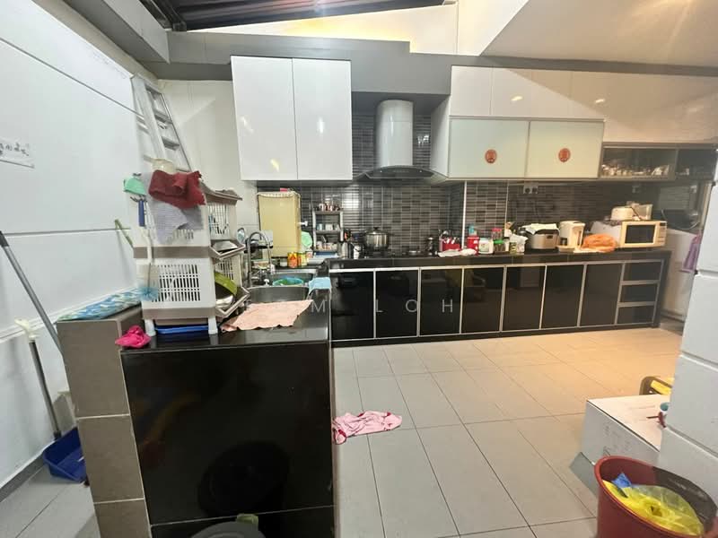 Semi-Detached House for Sale in Taman Impian Emas (Skudai) - Tom Loh - Kitchen - PropertyGuru.com.my