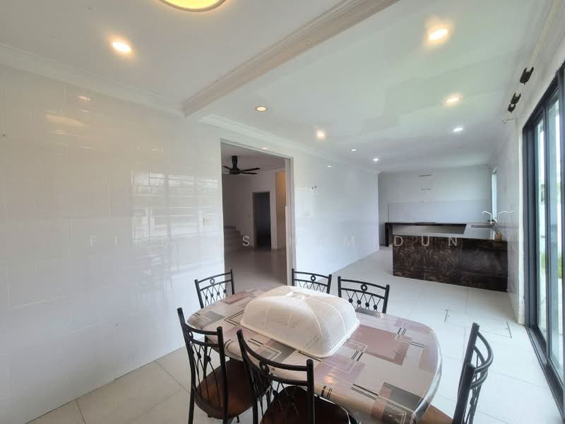 Semi-Detached House for Sale in Puncak Alam (Selangor) - Firdaus Hamidun - PropertyGuru.com.my