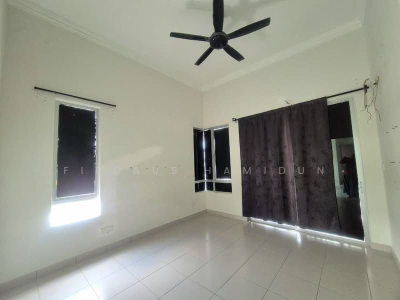 Semi-Detached House for Sale in Puncak Alam (Selangor) - Firdaus Hamidun - PropertyGuru.com.my