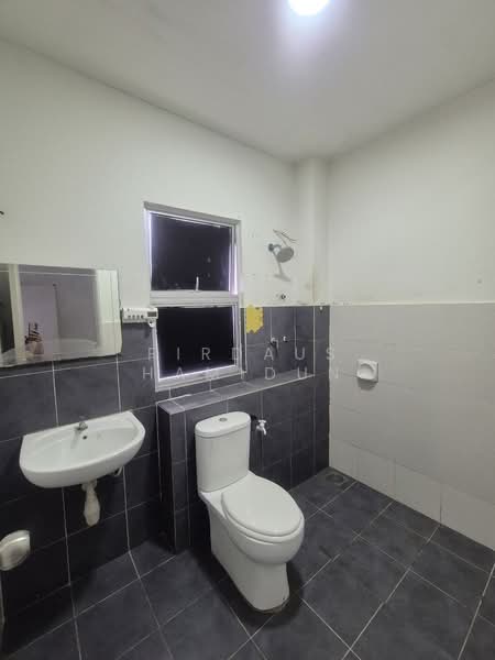 Semi-Detached House for Sale in Puncak Alam (Selangor) - Firdaus Hamidun - PropertyGuru.com.my