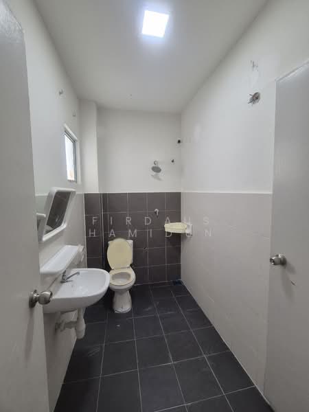 Semi-Detached House for Sale in Puncak Alam (Selangor) - Firdaus Hamidun - PropertyGuru.com.my