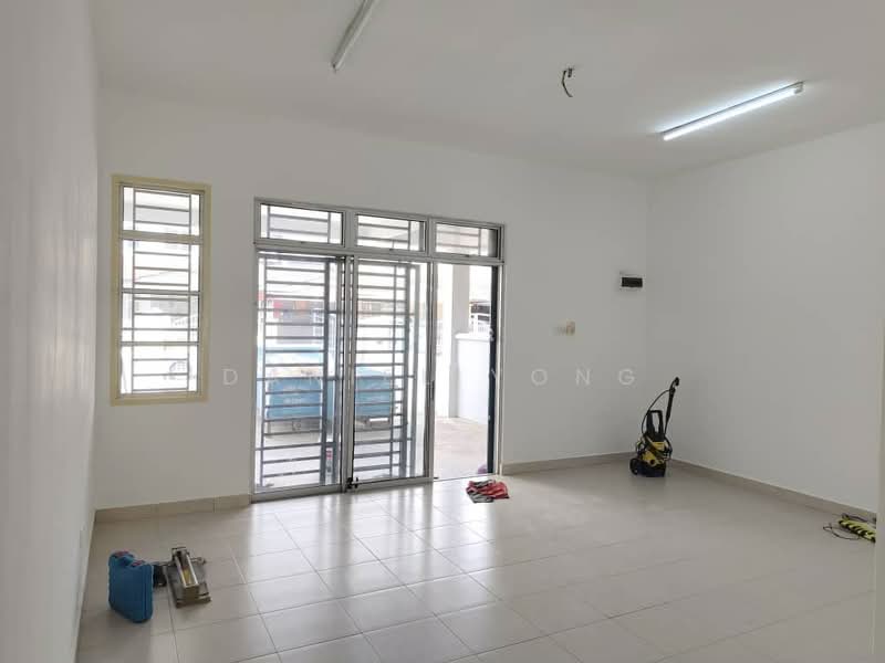 Rumah Teres 2 Tingkat untuk Dijual di Bandar Pulai Jaya (Kulai) - Daniel Yong - Living Room - PropertyGuru.com.my