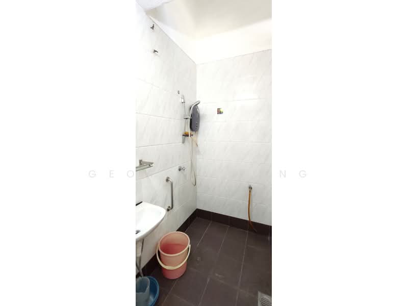 1-storey Terraced House for Sale in Taman Klang Utama (Kapar) - Georgia Wong - Bathroom - PropertyGuru.com.my