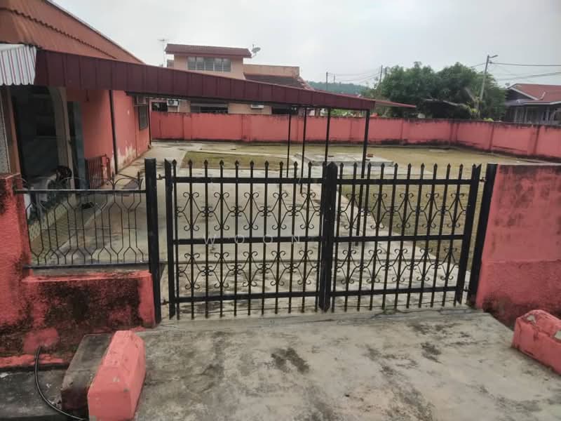 Semi-Detached House for Rent in Jasin (Melaka) - Woon . - Exterior - PropertyGuru.com.my