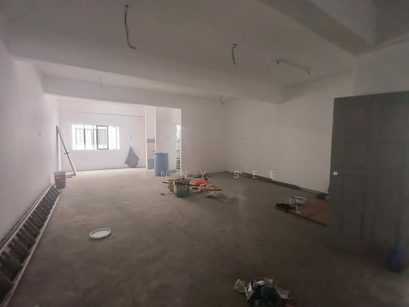 Kedai / Pejabat untuk Dijual di Bandar Indahpura (Kulai) - Danny See - Interior - PropertyGuru.com.my