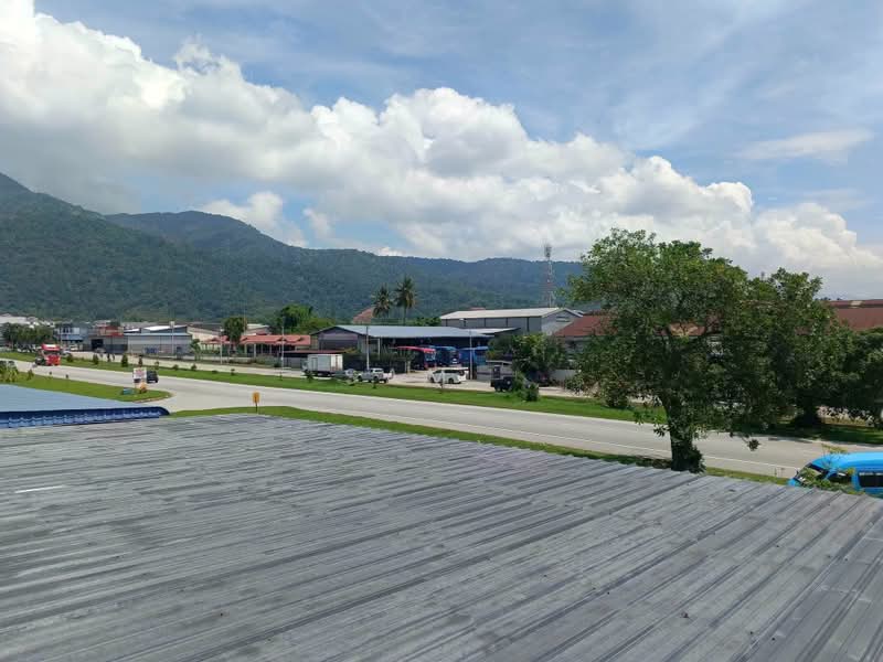 Warehouse for Rent in Kawasan Perindustrian Chandan Raya (Ipoh) - Sam . - PropertyGuru.com.my