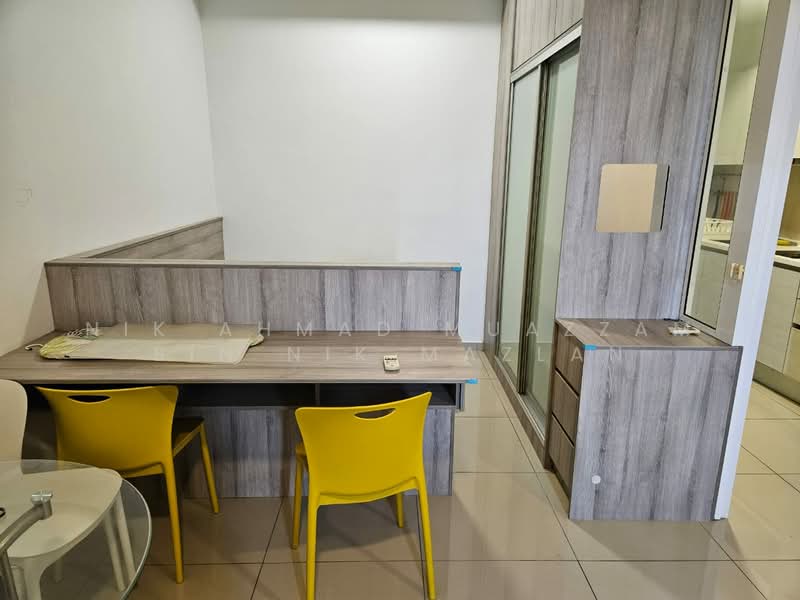 Servis Apartment untuk Disewa di i-SOHO @ i-City - Nik Ahmad Muazzam Bin Nik Mazlan - Study - PropertyGuru.com.my