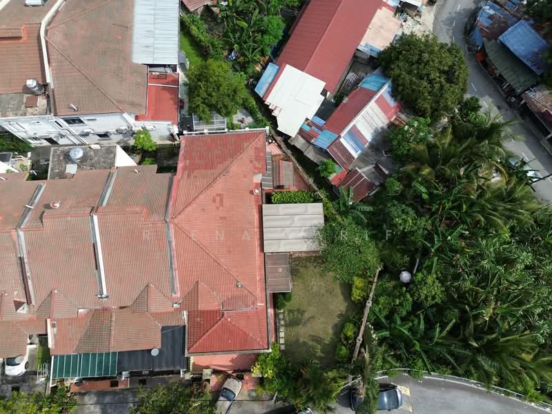 Rumah Teres 2 Tingkat untuk Dijual di Ampang (Selangor) - Reena Sarif - Exterior - PropertyGuru.com.my