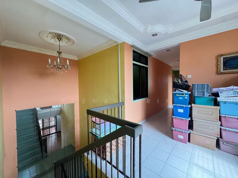 Rumah Teres 2 Tingkat untuk Dijual di Ampang (Selangor) - Reena Sarif - Interior - PropertyGuru.com.my