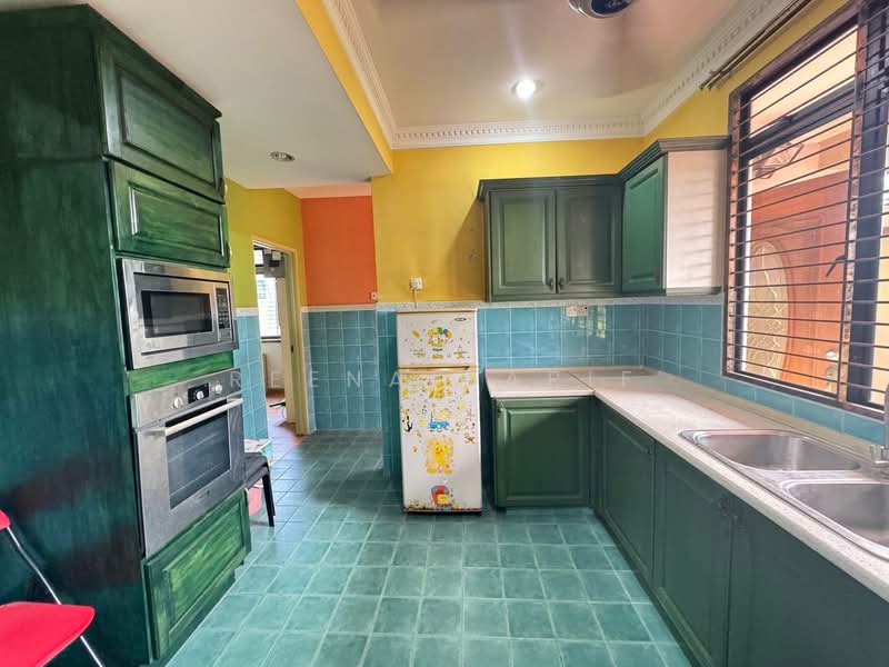 Rumah Teres 2 Tingkat untuk Dijual di Ampang (Selangor) - Reena Sarif - Kitchen - PropertyGuru.com.my