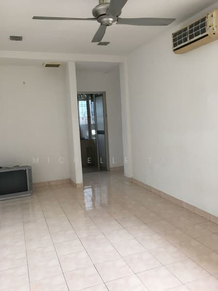 Apartment for Sale at Apartment Sri Ara - Michelle Tan - Living Room - PropertyGuru.com.my