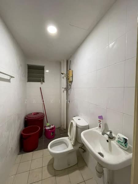 Apartment for Rent at Seri Jati - Zackinn Hoi - Bathroom - PropertyGuru.com.my