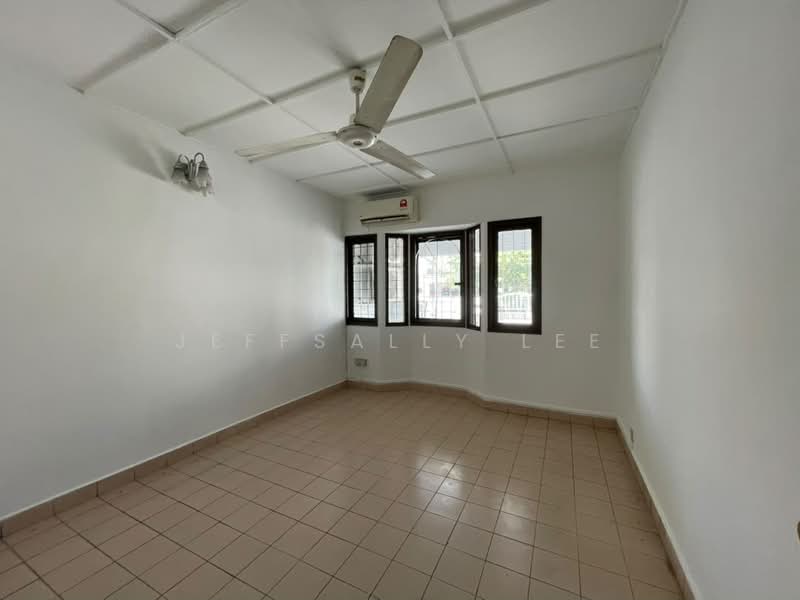 Rumah Teres 1.5-Tingkat untuk Dijual di Usj 2 (Subang Jaya) - JeffSally Lee - PropertyGuru.com.my