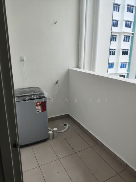 Servis Apartment untuk Disewa di Nexus @ Kajang Station (Tower B) - Katrina Lai - Balcony - PropertyGuru.com.my