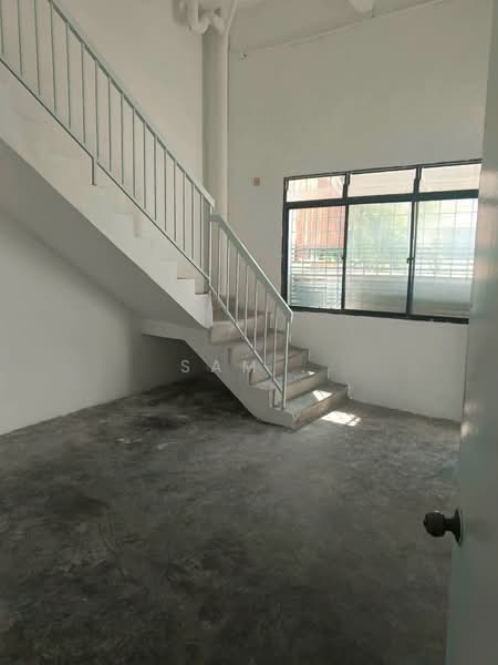 Semi-D Factory for Rent in Kawasan Perindustrian Chandan Raya (Ipoh) - Sam . - Interior - PropertyGuru.com.my