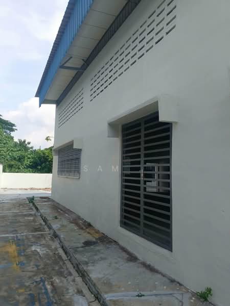 Semi-D Factory for Rent in Kawasan Perindustrian Chandan Raya (Ipoh) - Sam . - Exterior - PropertyGuru.com.my