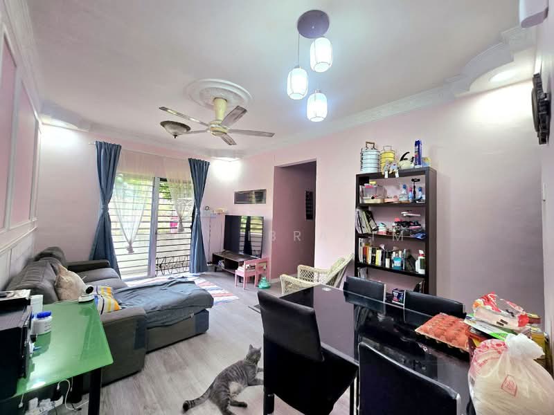 Apartment for Sale at Apartment Sri Hijauan - Azli Ibrahim - Living Room - PropertyGuru.com.my