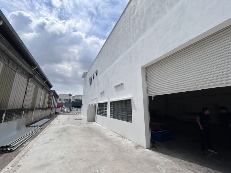 Semi-D Factory for Rent in Seri Kembangan (Selangor) - Sunny Lee - Exterior - PropertyGuru.com.my