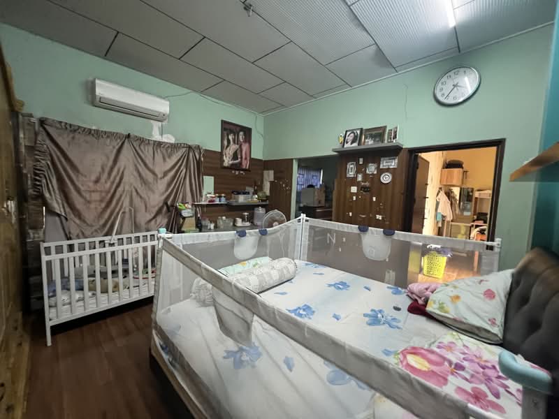 Bungalow for Sale in Seputeh (Kuala Lumpur) - SY Yen - Bedroom - PropertyGuru.com.my