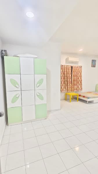 2-storey Terraced House for Sale in Bandar Sungai Long (Selangor) - Jayson chong - Bedroom - PropertyGuru.com.my