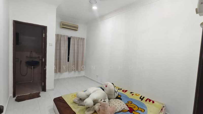 2-storey Terraced House for Sale in Bandar Sungai Long (Selangor) - Jayson chong - Bedroom - PropertyGuru.com.my
