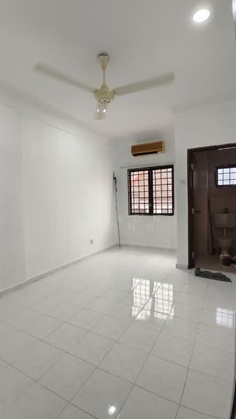 2-storey Terraced House for Sale in Bandar Sungai Long (Selangor) - Jayson chong - Living Room - PropertyGuru.com.my