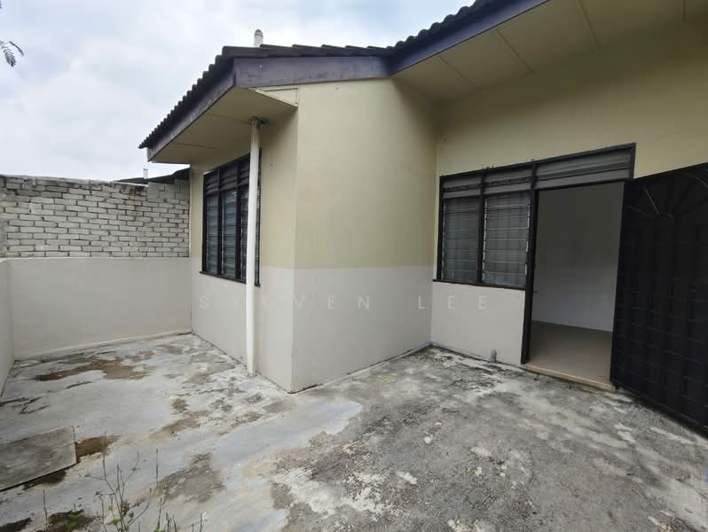 Rumah Teres 1 Tingkat untuk Dijual di Taman Bukit Teratai (Serendah) - Steven Lee - Exterior - PropertyGuru.com.my