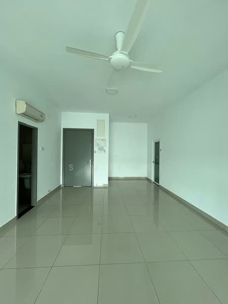 Condominium for Sale at Setia Pinnacle - S J Foo - Living Room - PropertyGuru.com.my
