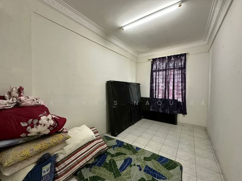 Apartment for Rent at Cheras Utama - Nik Hanis Naquira - Bedroom - PropertyGuru.com.my