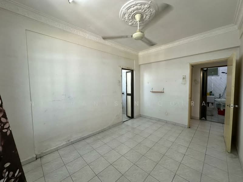 Apartment for Rent at Cheras Utama - Nik Hanis Naquira - Living Room - PropertyGuru.com.my
