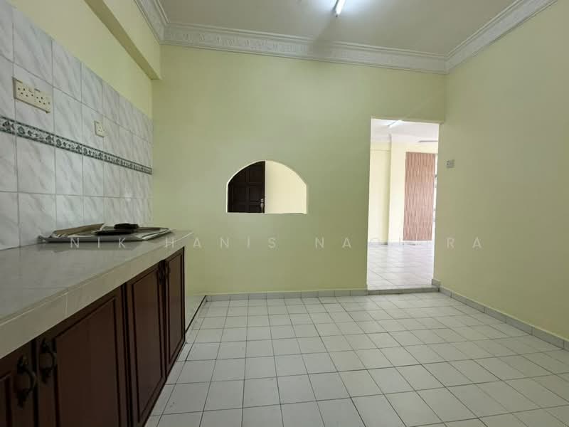 Pangsapuri untuk Disewa di Cheras Utama - Nik Hanis Naquira - Kitchen - PropertyGuru.com.my