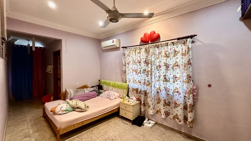 Rumah Banglo untuk Dijual di Taman Midah (Cheras) - Kevin Yai - Bedroom - PropertyGuru.com.my