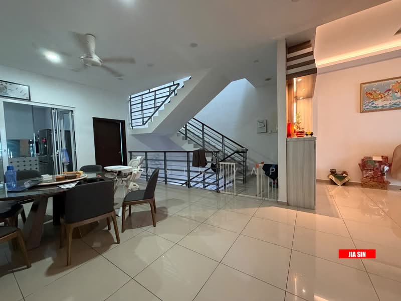 3-storey Terraced House for Sale in Sungai Ara (Penang) - Jiasin Yap - Living Room - PropertyGuru.com.my