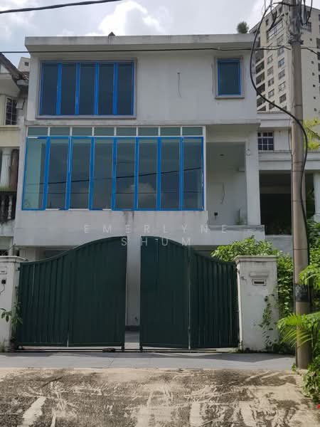 2.5-storey Terraced House for Sale in Petaling Jaya (Selangor) - Emerlyne Shum - Exterior - PropertyGuru.com.my