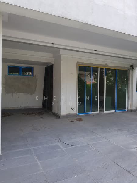 2.5-storey Terraced House for Sale in Petaling Jaya (Selangor) - Emerlyne Shum - Exterior - PropertyGuru.com.my