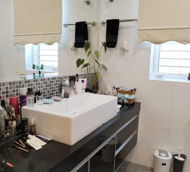 Bungalow for Sale in Shah Alam (Selangor) - Peggy Chong - Bathroom - PropertyGuru.com.my