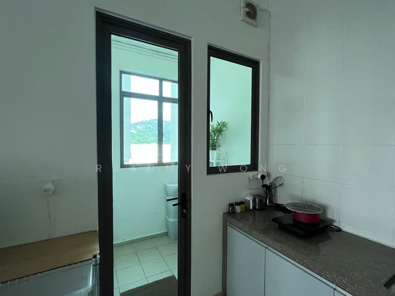 Kondominium untuk Dijual di Tree Sparina - Rainny Wong - Kitchen - PropertyGuru.com.my