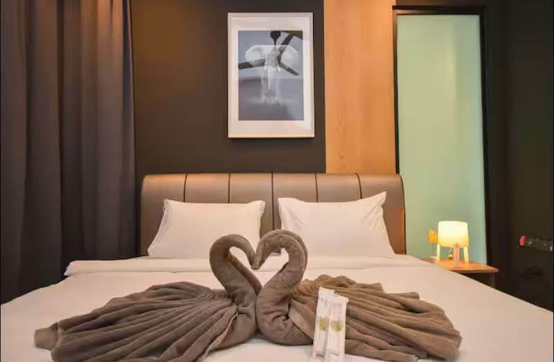 Service Residence for Sale at Southkey Mosaic - C.T Chong - Bedroom - PropertyGuru.com.my