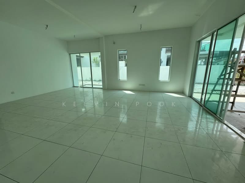 Semi-Detached House for Sale in Port Dickson (Negeri Sembilan) - Kelvin Pook - Living Room - PropertyGuru.com.my