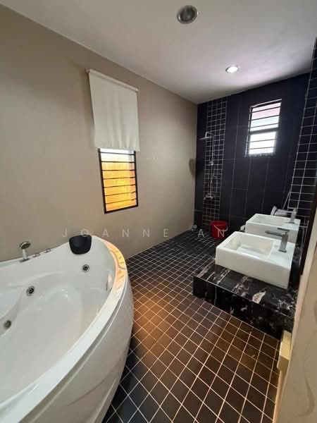 Rumah Berkembar untuk Dijual di Taman Perling (Perling) - Joanne Ang - PropertyGuru.com.my